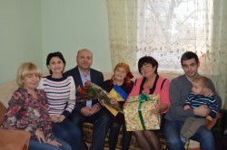 В Київській області привітали з 90-річчям колишнього начальника  паспортного столу Бородянського РВ.