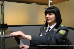 Афганець прямував до Бельгії з підробленим паспортом за 7 тисяч доларів США