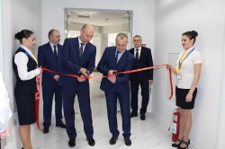 В Івано-Франківську відкрив свої двері «Паспортний сервіс». Прикарпатці відразу охрестили  його європейським
