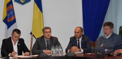 Голова обласної ради Анатолій Урбанський та його заступник Юрій Дімчогло взяли участь у засіданні постійної комісії обласної ради з питань правової політики, забезпечення законності та правопорядку, боротьби з організованою злочинністю та корупцією (голова – Руслан Табунщик)