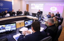 АРСЕН АВАКОВ: «ВОЄННОГО СТАНУ В УКРАЇНІ МАЮТЬ БОЯТИСЯ ЇЇ ВОРОГИ ТА ЗЛОЧИНЦІ, ІНШИМ БОЯТИСЯ НЕМАЄ ЧОГО» 