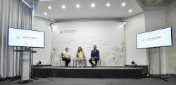 Найгостріші потреби переселенців і біженців – житло та робота