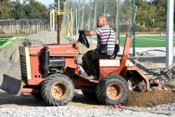 Продовжується будівництво спортивного стадіону у селі Маяки