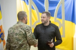 Ми маємо крокувати до Перемоги. Денис Монастирський військовослужбовцям Національної гвардії державні нагороди та відзнаки МВС