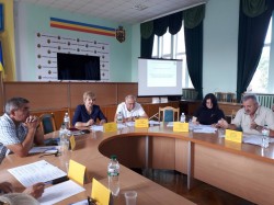 ПРОБЛЕМИ ЛЕГАЛІЗАЦІЇ ЗАЙНЯТОСТІ: З0% ПРАЦЕЗДАТНОГО НАСЕЛЕННЯ ОБЛАСТІ НЕ ПРАЦЮЮТЬ НА ЇЇ ЕКОНОМІКУ