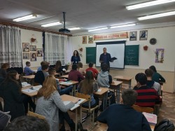  У Ладижині проводили освітньо-виховні заходи із школярами