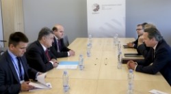 Президент України провів зустріч з Прем'єр-міністром Великої Британії