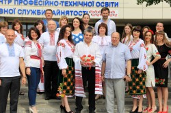 День вишиванки: Валерій Ярошенко ознайомився з новаціями Харківського центру професійно-технічної освіти державної служби зайнятості