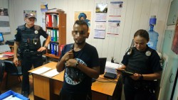 В Запоріжжі виявили палестинця, який за 1,5 тисячі доларів придбав собі підроблену посвідку на постійне проживання 