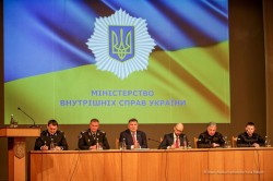 АРСЕН АВАКОВ: МВС ЗАПУСКАЄ НОВІ МЕХАНІЗМИ СОЦІАЛЬНОГО ЗАБЕЗПЕЧЕННЯ ПОЛІЦЕЙСЬКИХ ТА РЯТУВАЛЬНИКІВ