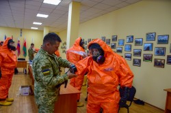 На Черкащині прикордонники навчаються протидіяти переміщенню через кордон небезпечних речовин та предметів