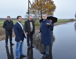 Голова обласної ради Анатолій Урбанський проінспектував відремонтований відрізок траси Т16-25