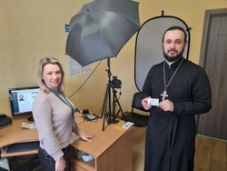 Біометричні паспорти це прояв технологічного процесу: запевнив вірян священник з Полтавщини