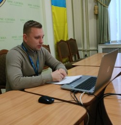 В Чернівцях говорили про підсистеми ДМС з обліку іноземців та ОБГ