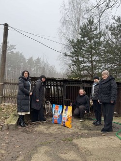 Новорічна місія доброти від Міграційної служби Волині: тепло для хвостатих сердець