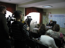 Начальник міграційної служби Чернігівщини провела брифінг для обласних мас-медіа щодо  впровадження паспорта громадянина України у формі пластикової картки