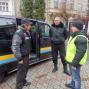 Буковинські міграційники примусово видворили з країни громадянина РФ