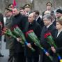 Президент разом з дружиною  вшанували пам’ять героїв Крут
