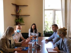 В Одесі проведено робочу зустріч керівництва Головного управління ДМС України в Одеській області з представником Управління Верховного Комісара ООН у справах біженців в Україні та представниками ГО «Десяте квітня»