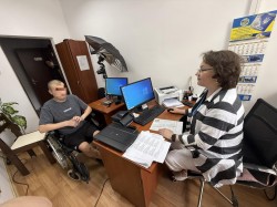 До важливих документів-без бар'єрів: ID- картка для захисника!
