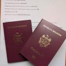 Не виїхали вчасно: подружжя іноземців мають залишити Україну