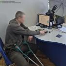 Пораненому військовослужбовцю відновили документи під час  лікування