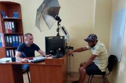 Не виїхав після скасування посвідки – іноземця зобов'язано залишити  Україну